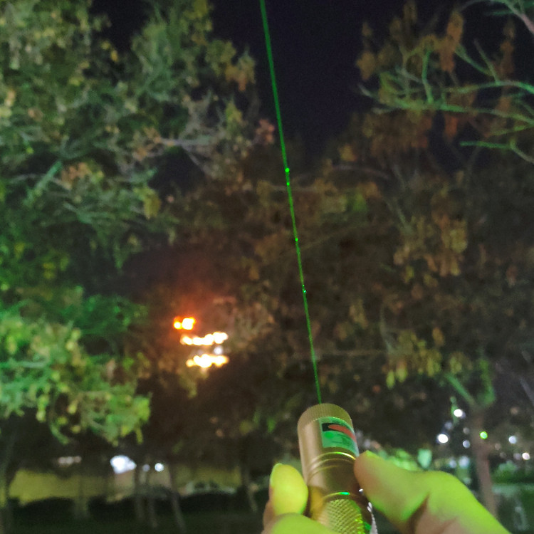 لیزر پوینتر Laser-303 با شارژر